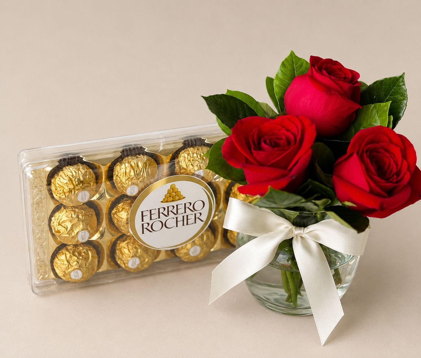 Arranjo 3 Rosas Colombianas no vidro + Ferrero
