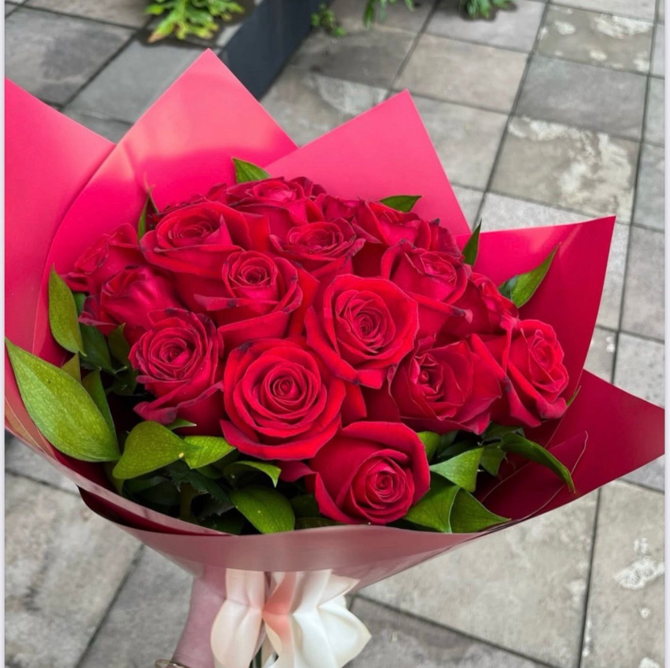 Buquê 25 Rosas Vermelhas